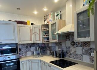 Сдам в аренду квартиру студию, 42 м2, Новосибирск, улица Аникина, 16, ЖК Шесть Звёзд