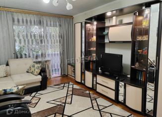 Продаю 2-комнатную квартиру, 52.8 м2, Соликамск, Северная улица, 25