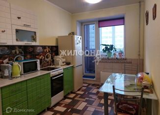 Продаю 1-комнатную квартиру, 32.9 м2, село Каменка, микрорайон Олимпийской славы, 2