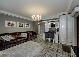 Продаю двухкомнатную квартиру, 70 м2, Краснодар, Российская улица, 79/3к1, ЖК Москва