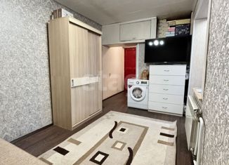 Продается 1-комнатная квартира, 14.6 м2, Владивосток, улица Стрельникова, 10, Фрунзенский район