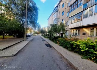 Продажа 2-ком. квартиры, 42.3 м2, Валуйки, улица Степана Разина, 3