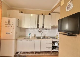 Сдается 2-ком. квартира, 59 м2, Нижневартовск, улица 60 лет Октября, 74