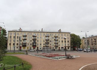 Продам трехкомнатную квартиру, 54.2 м2, Санкт-Петербург, Среднеохтинский проспект, 53, Среднеохтинский проспект