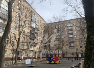 Продам двухкомнатную квартиру, 42.5 м2, Москва, 2-я Фрунзенская улица, 10, метро Спортивная