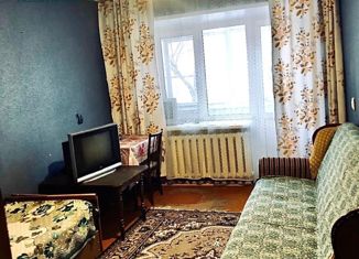 Сдаю двухкомнатную квартиру, 56 м2, Арзамас, Советская улица, 70