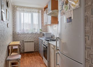 Продам 2-комнатную квартиру, 43.2 м2, Екатеринбург, улица Академика Бардина, 19, Ленинский район