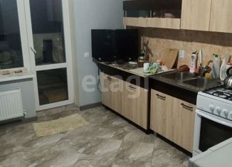 Сдам 2-ком. квартиру, 55 м2, Батайск, переулок Талалихина, 30к2