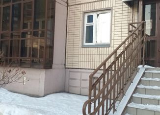 Продаю многокомнатную квартиру, 97 м2, Красноярский край, улица Петра Подзолкова, 3А