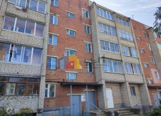 Продается 3-ком. квартира, 70.3 м2, Ясногорск, улица Льва Толстого, 9