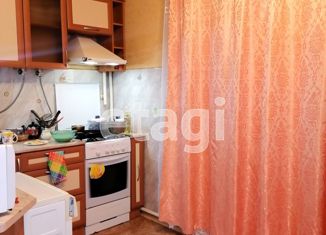 Продается трехкомнатная квартира, 86.1 м2, Почеп, улица Строителей, 9