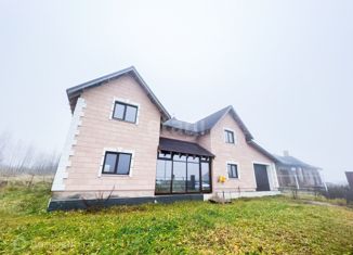 Продаю дом, 207 м2, деревня Сергеево, улица Есенина, 9