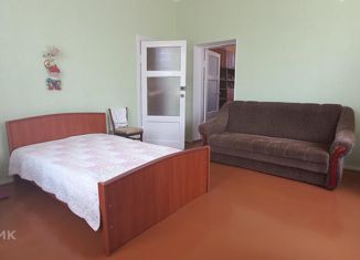 2-комнатная квартира в аренду, 53 м2, Крым, улица Амосова