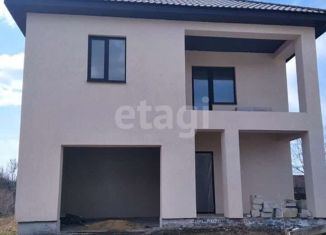 Продаю дом, 179 м2, поселок городского типа Новосемейкино, улица Связистов, 42