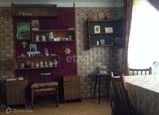 Продам 2-ком. квартиру, 48.7 м2, село Новониколаевка, Школьный переулок, 4