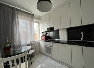 Аренда 2-ком. квартиры, 44 м2, Омск, проспект Карла Маркса, 49