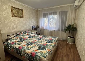 Продается 3-комнатная квартира, 60.4 м2, Астрахань, улица Безжонова, 92