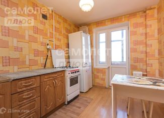 Продаю 3-ком. квартиру, 65 м2, Уфа, улица Генерала Горбатова, 3, Кировский район