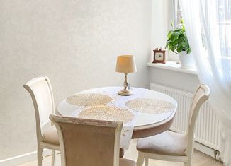 Продается двухкомнатная квартира, 62.4 м2, Санкт-Петербург, Киевская улица, 5к7, метро Фрунзенская