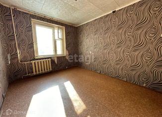 Продаю 4-ком. квартиру, 91 м2, Тверь, улица Хромова, 21