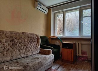 Продаю 1-комнатную квартиру, 31 м2, Севастополь, улица Академика Крылова, 15