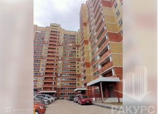 Продается 2-комнатная квартира, 72 м2, Пермь, улица Адмирала Макарова, 23, ЖК Адмирала Макарова