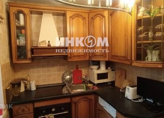 Сдам 3-комнатную квартиру, 67 м2, Москва, улица Маршала Тухачевского, 19