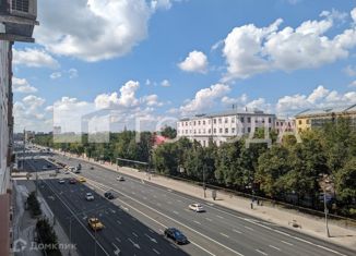 Продается трехкомнатная квартира, 60.26 м2, Москва, Ленинский проспект, 3, метро Октябрьская