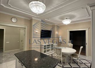 Сдается в аренду 2-комнатная квартира, 105 м2, Санкт-Петербург, 1-я Никитинская улица, 17, муниципальный округ Коломяги