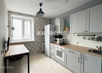 Продам 1-комнатную квартиру, 32.9 м2, Новосибирск, улица Новая Заря, 40, улица Новая Заря