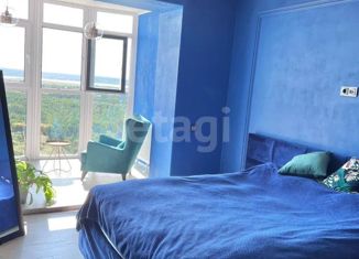 Сдам 2-комнатную квартиру, 95.6 м2, Сургут, Университетская улица, 11