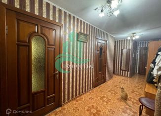 Продается трехкомнатная квартира, 108.5 м2, Крым, Крымская улица, 82А