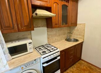 Продается 3-ком. квартира, 61.4 м2, Рязань, улица Тимуровцев, 3, район Дашково-Песочня