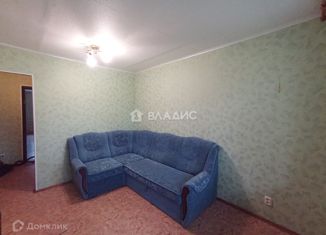 Сдам в аренду 2-комнатную квартиру, 47 м2, Владимирская область, улица 1 Мая, 27