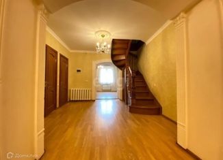 Продаю многокомнатную квартиру, 110 м2, Симферополь, Севастопольская улица, 12, Центральный район