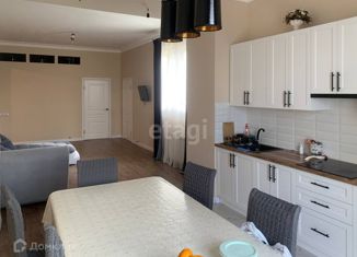 Продам 4-ком. квартиру, 154 м2, Нальчик, улица Калмыкова, 235А, район Дубки