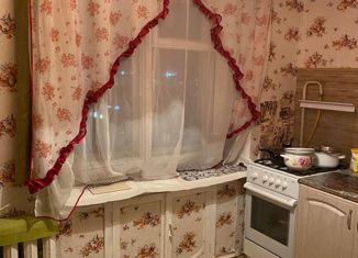 Сдается в аренду 2-ком. квартира, 51 м2, Североморск, улица Сивко, 1А