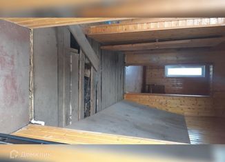 Продажа четырехкомнатной квартиры, 58 м2, рабочий посёлок Красный Яр, Октябрьская улица, 136