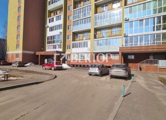 Продается двухкомнатная квартира, 61.5 м2, Ивановская область, Школьная улица, 40А