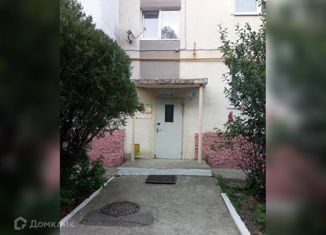 Продам 3-комнатную квартиру, 61 м2, поселок городского типа Джубга, Новороссийское шоссе, 9