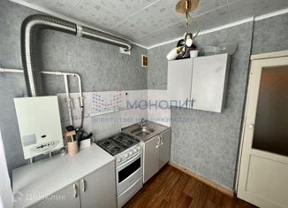 Продам 1-ком. квартиру, 31.2 м2, Нижний Новгород, улица Сурикова, 6, улица Сурикова