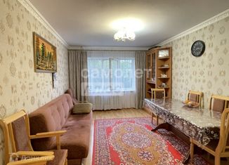 Продается трехкомнатная квартира, 64 м2, Омск, Взлётная улица, 7А