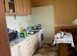 Продается 3-комнатная квартира, 69.8 м2, Астраханская область, Сахалинская улица, 9