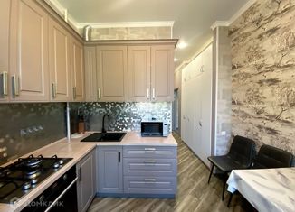 Продаю двухкомнатную квартиру, 44 м2, Белгород, улица Мичурина, 50, Западный округ