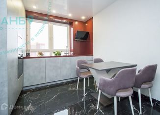 3-комнатная квартира на продажу, 68.5 м2, Новосибирск, улица Серафимовича, 20, улица Серафимовича