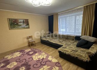 Продам 3-ком. квартиру, 75 м2, Воронежская область, Баррикадная улица, 7А