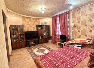 Продается трехкомнатная квартира, 60 м2, Кстово, Театральная улица, 5