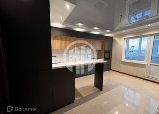 Продам 4-ком. квартиру, 120 м2, Щербинка, квартал Южный, 5