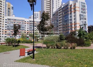 Продажа двухкомнатной квартиры, 76.7 м2, Санкт-Петербург, Среднерогатская улица, 11, муниципальный округ Звёздное