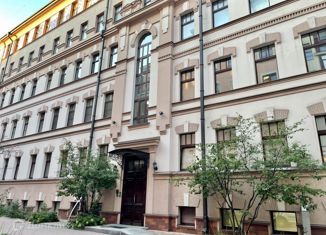 Аренда трехкомнатной квартиры, 110 м2, Москва, Большой Палашёвский переулок, 1с2, метро Пушкинская